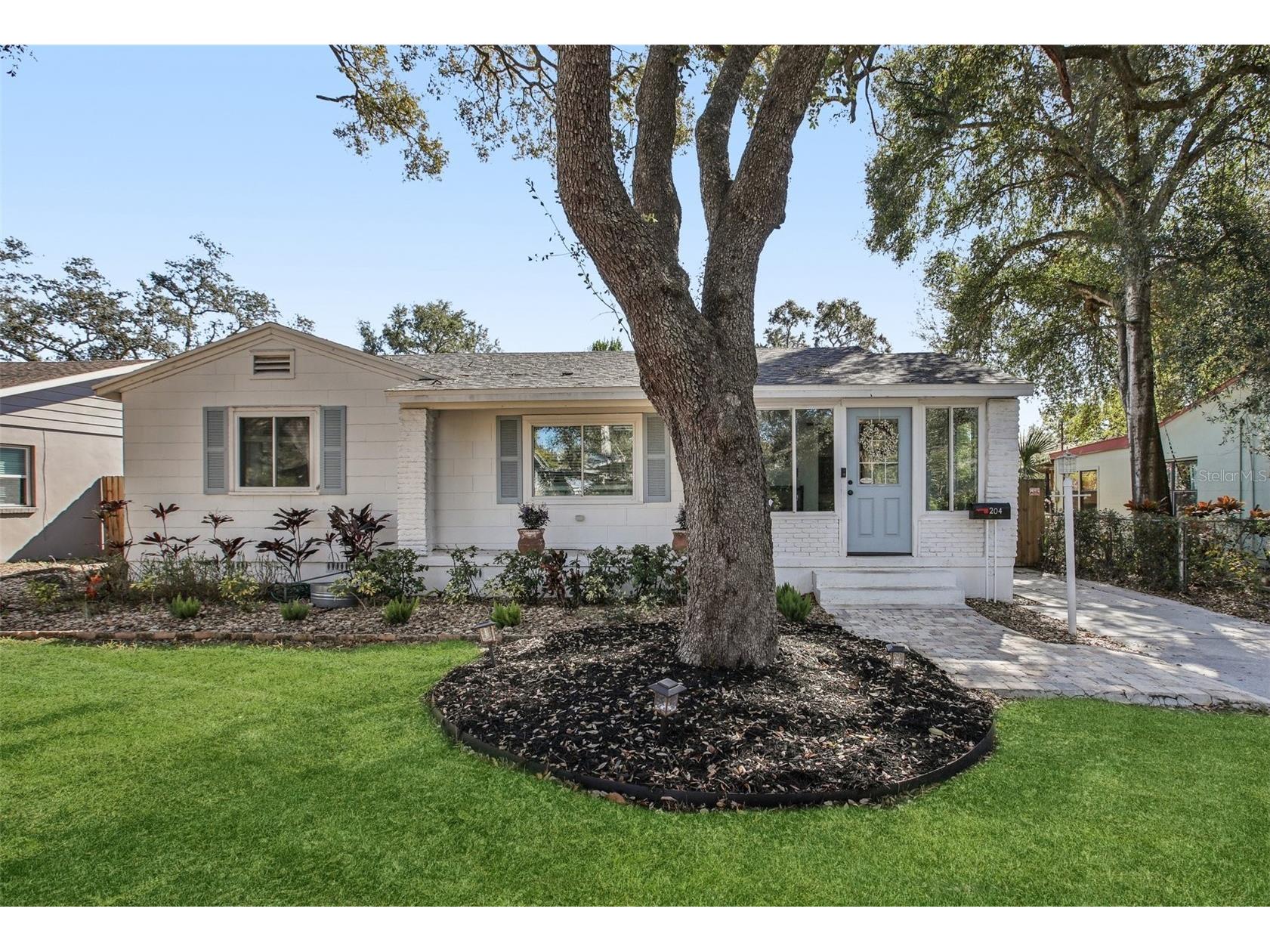 204 W Powhatan Avenue Tampa FL 33604 TB8463913 image1