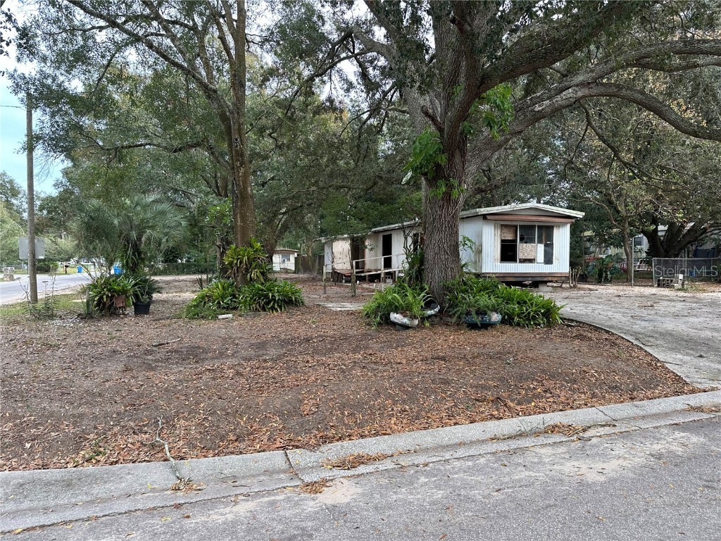 204 W Tennessee Avenue Seffner FL 33584 T3500172 image1
