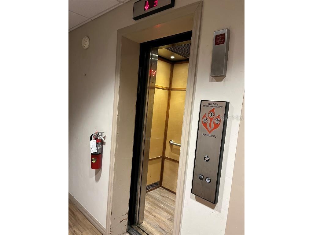 204 W University Avenue #8 Gainesville FL 32601 GC532929 image5