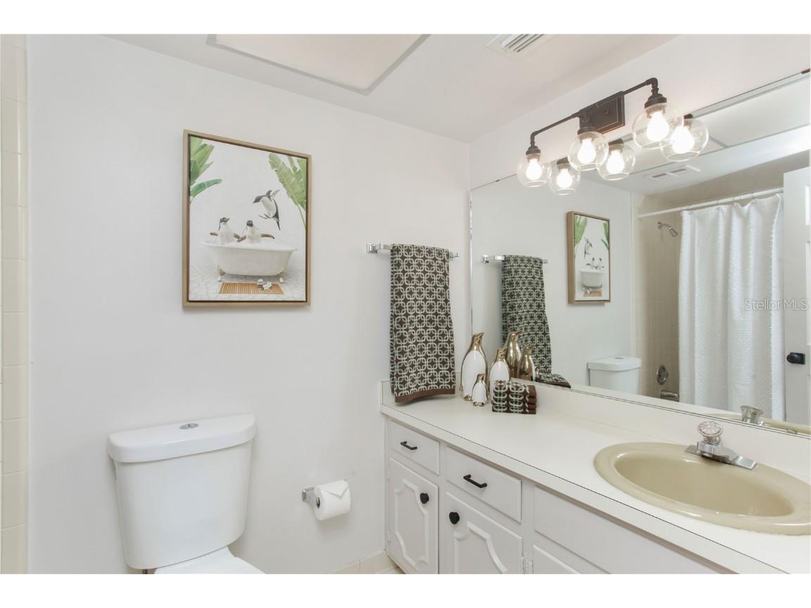 2040 Countryside Circle N Orlando FL 32804 O6361035 image24