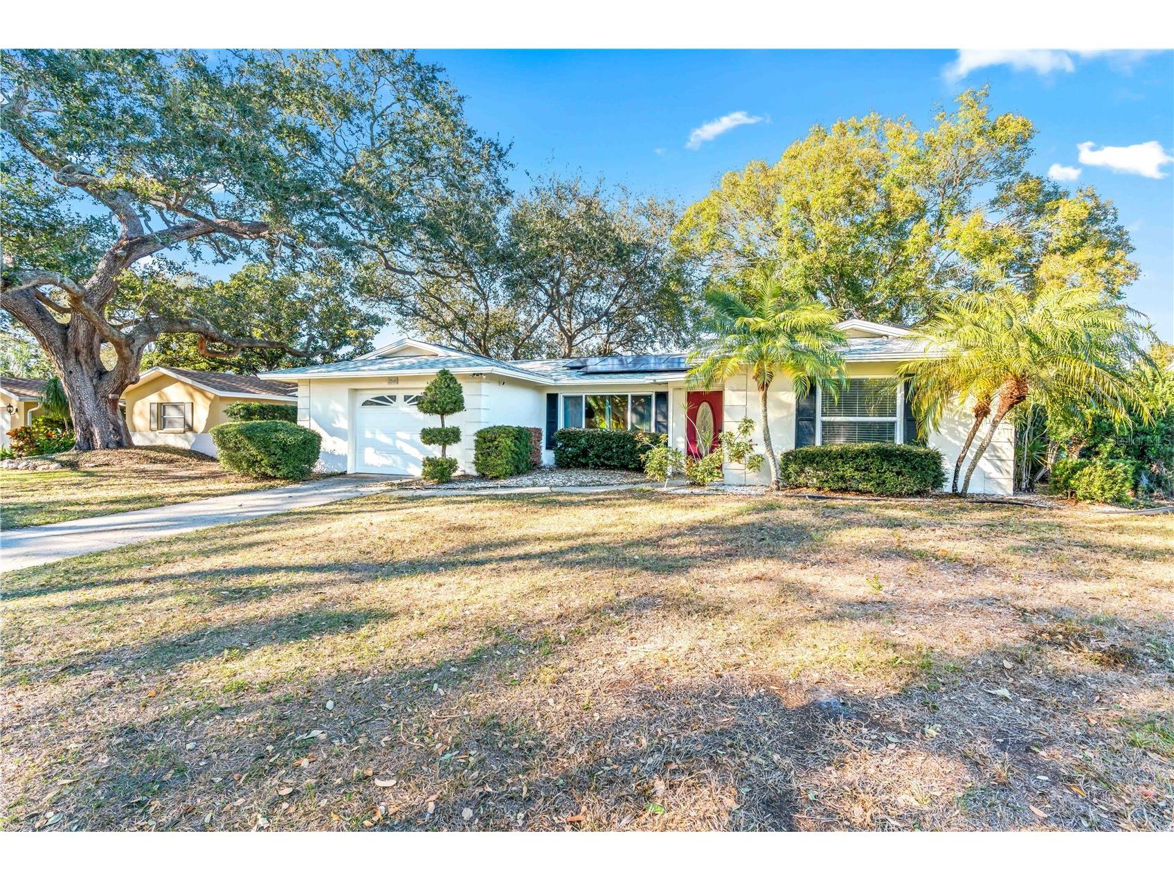 2040 Forest Drive Clearwater FL 33763 TB8463647 image1