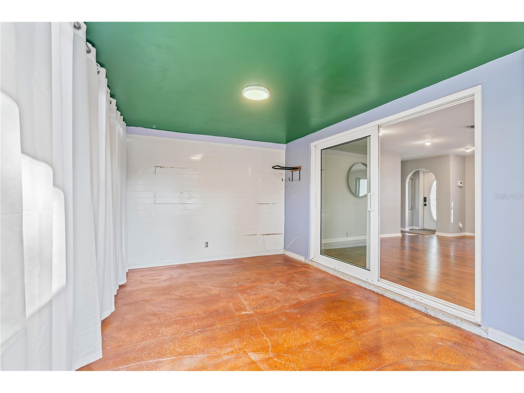 2040 Forest Drive Clearwater FL 33763 TB8463647 image12