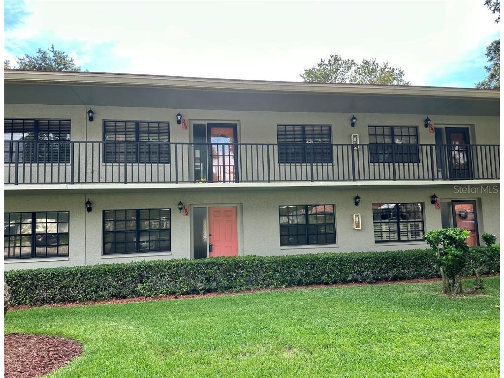 2040 Lakeview Drive #104 Clearwater FL 33763 U8209238 image1