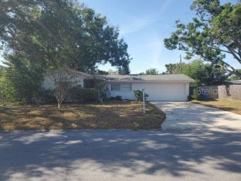 2040 Pine Ridge Drive Clearwater FL 33763 U8195027 image1