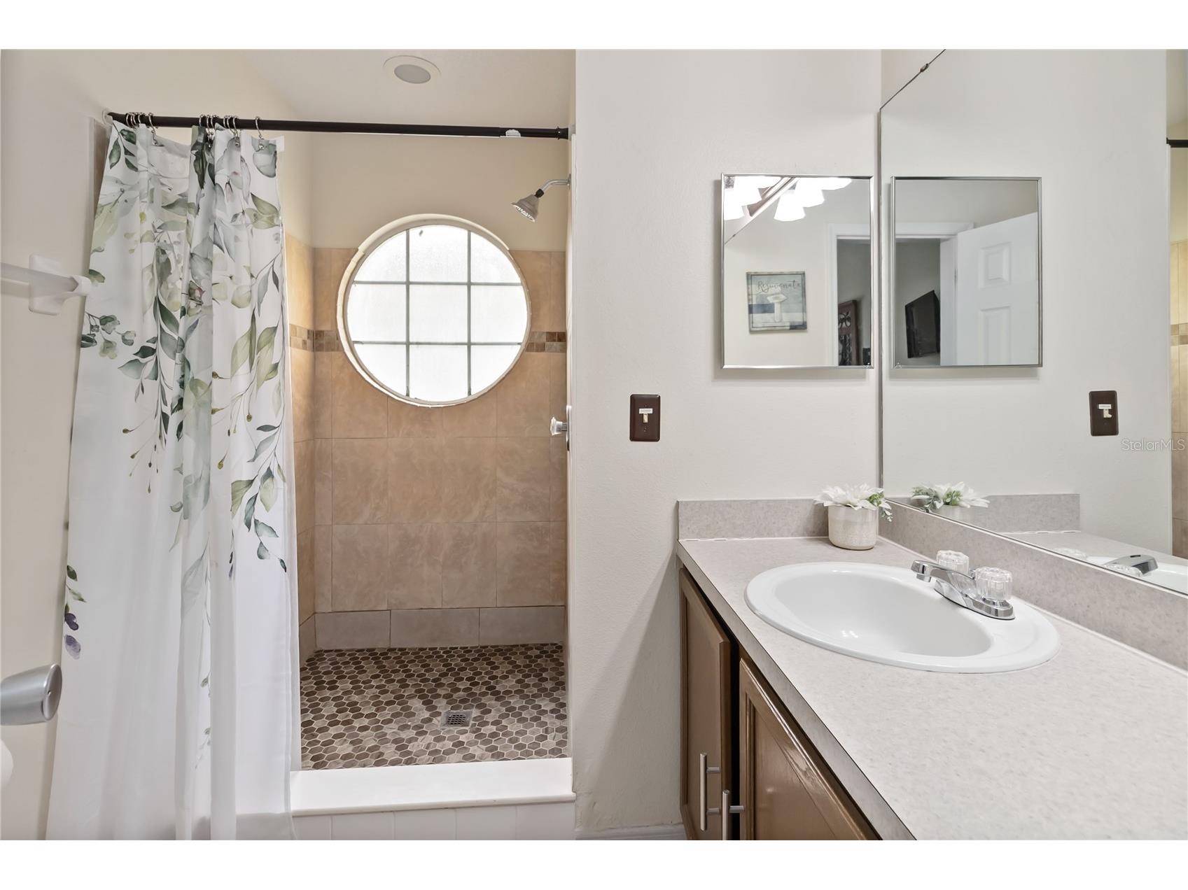 2040 Royal Bay Boulevard #30 Kissimmee FL 34746 O6391231 image16