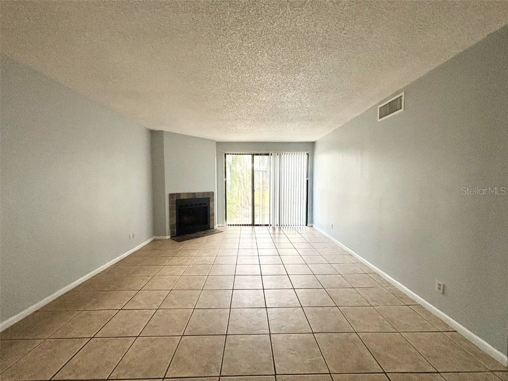 2040 San Marcos Drive SE #103 Winter Haven FL 33880 P4937148 image3