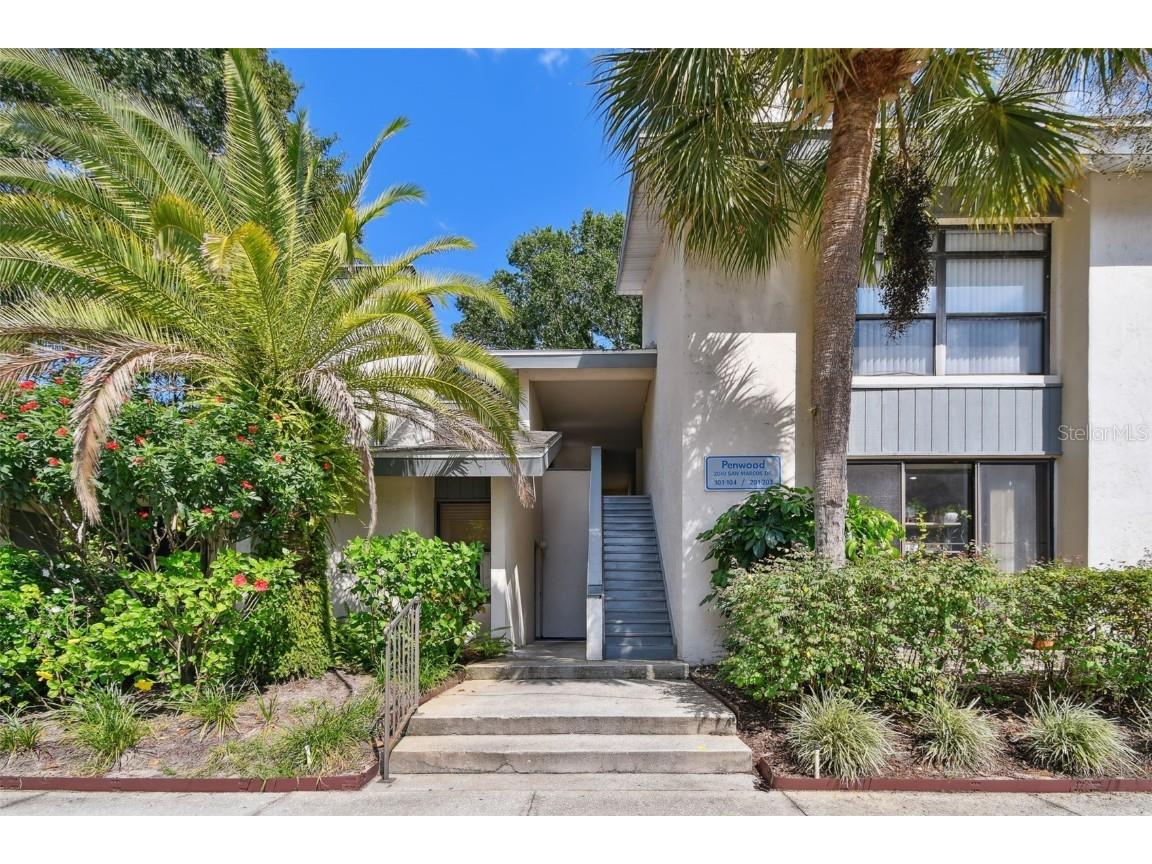 2040 San Marcos Drive SE #203 Winter Haven FL 33880 - LAKE LULU P4928695 image1