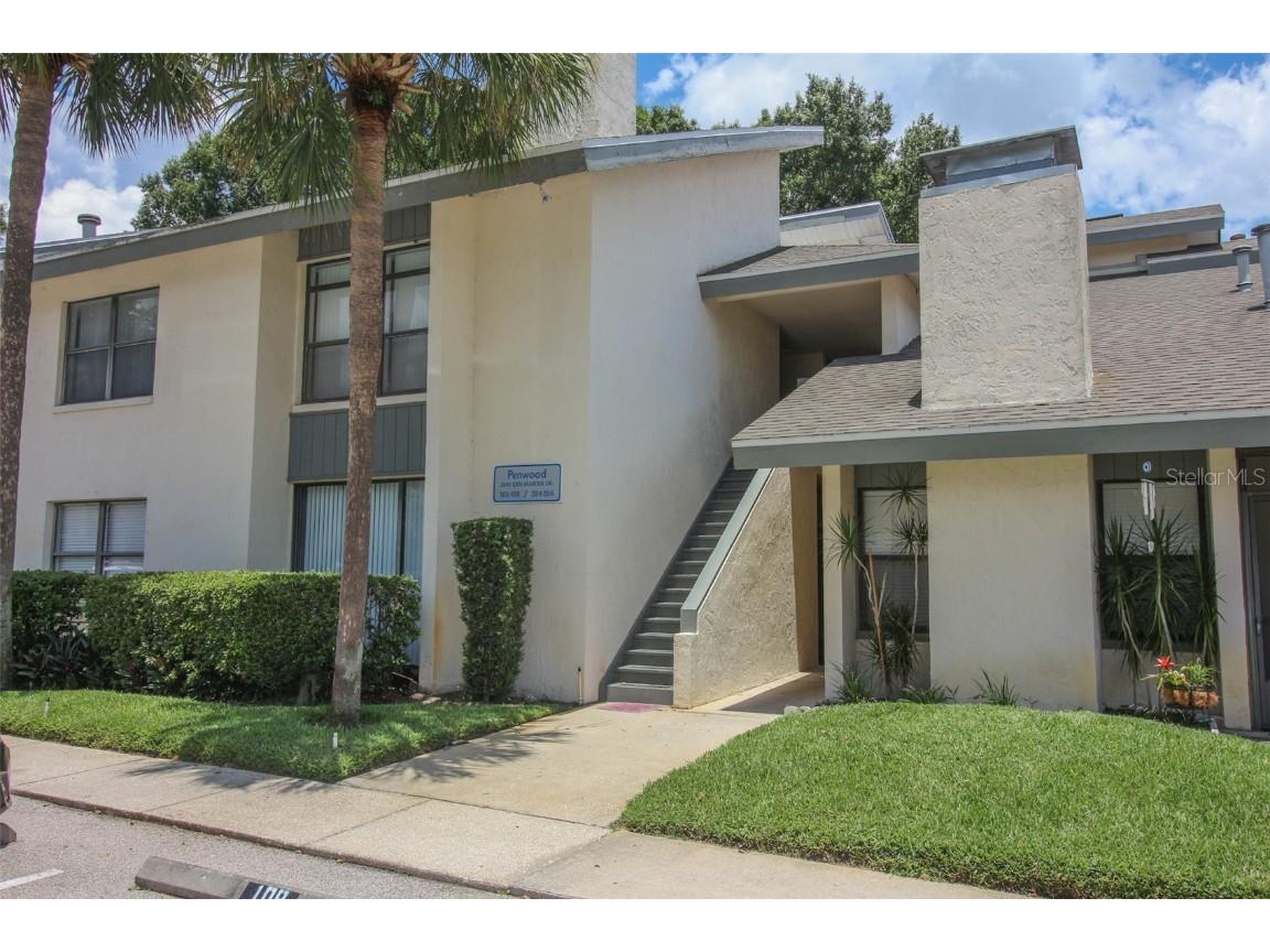 2040 San Marcos Drive SE #205 Winter Haven FL 33880 - LAKE LULU L4937694 image1