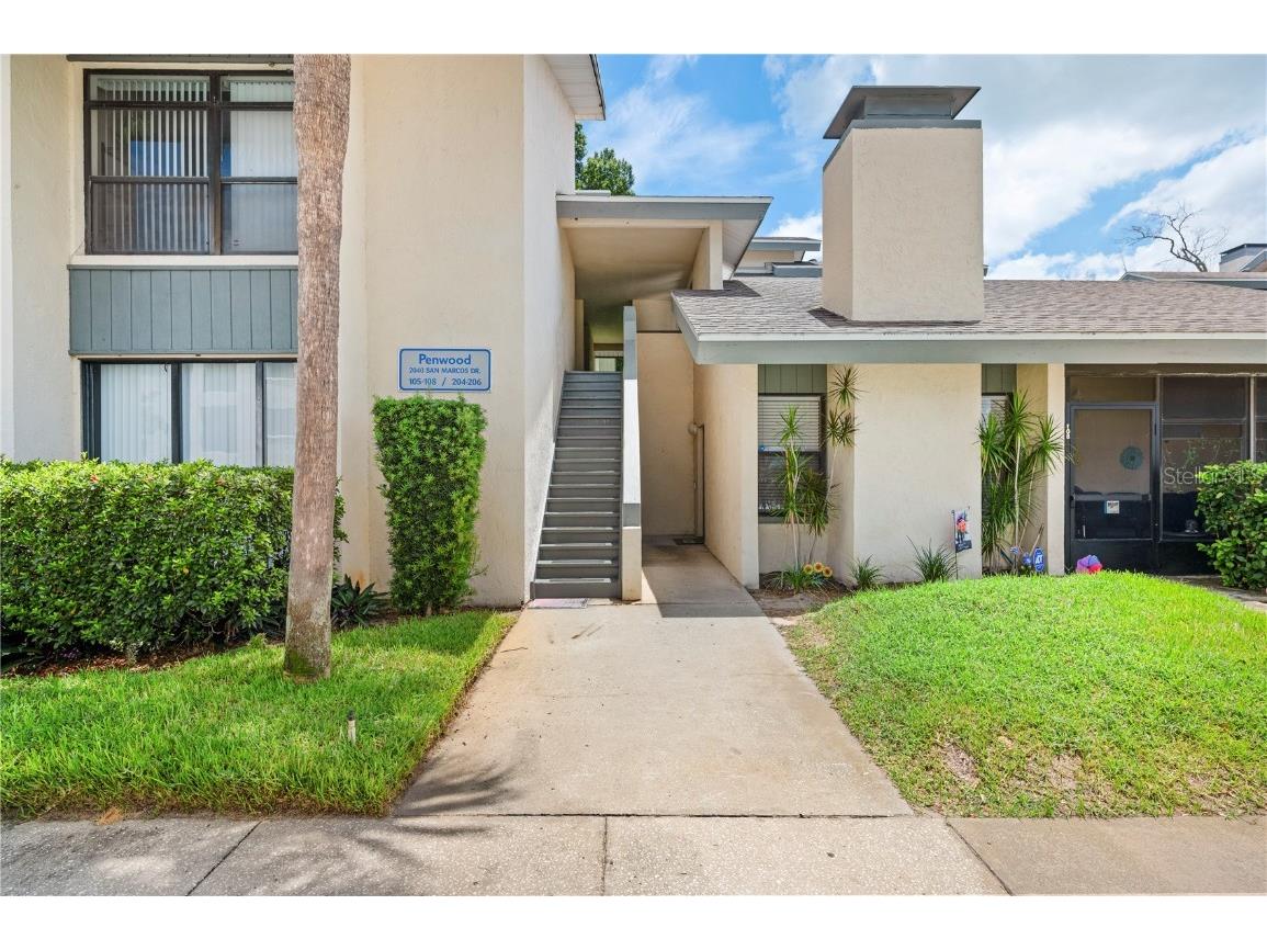 2040 SE San Marcos Drive #205 Winter Haven FL 33880 - LAKE LULU L4945032 image1