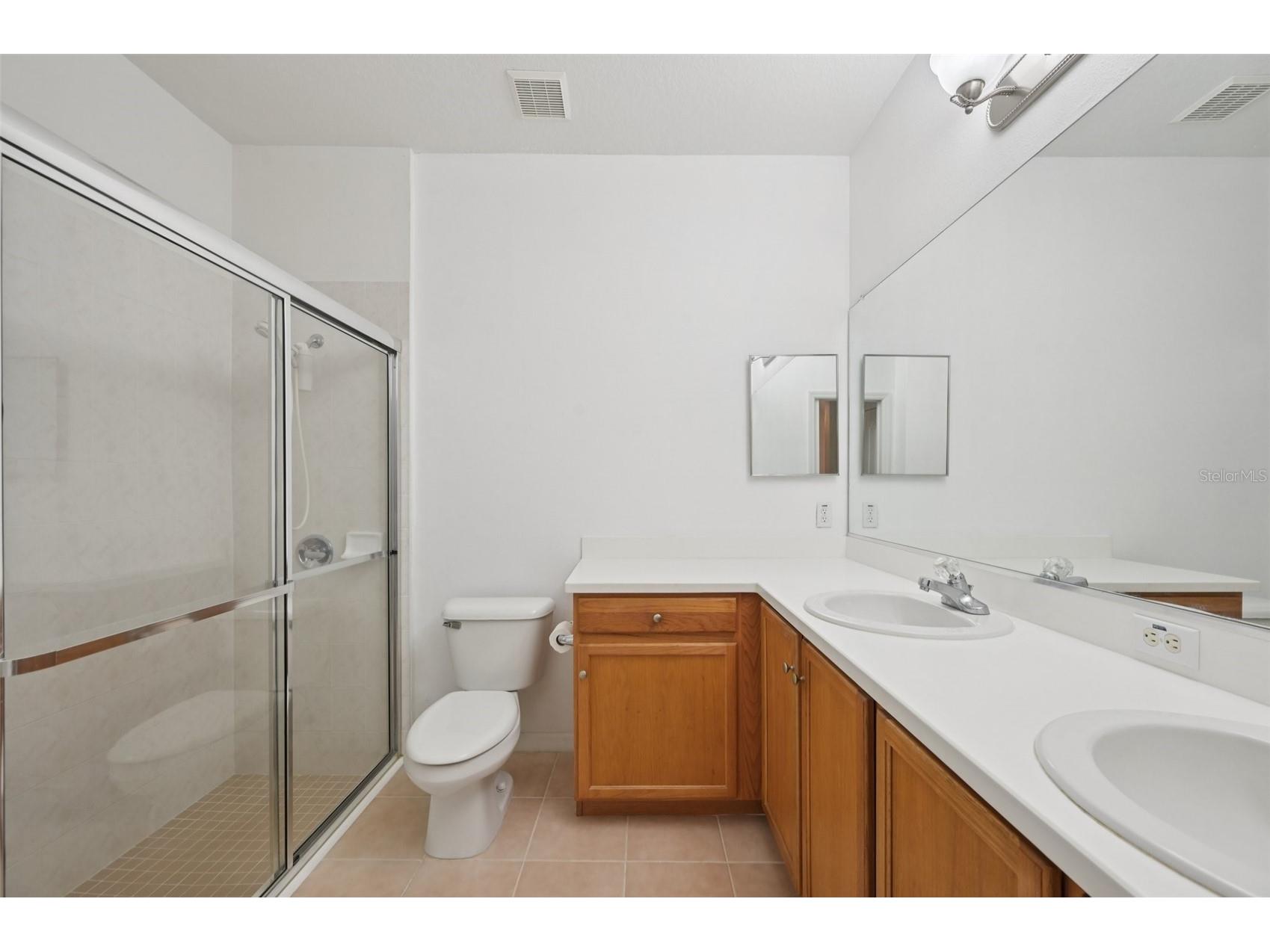 2040 Sifield Greens Way #2040 Sun City Center FL 33573 TB8524723 image17