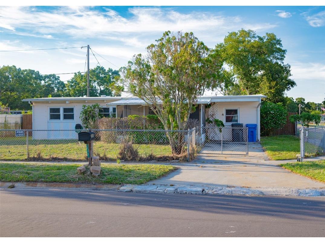 2040 Waikiki Way Tampa FL 33619 T3455111 image1