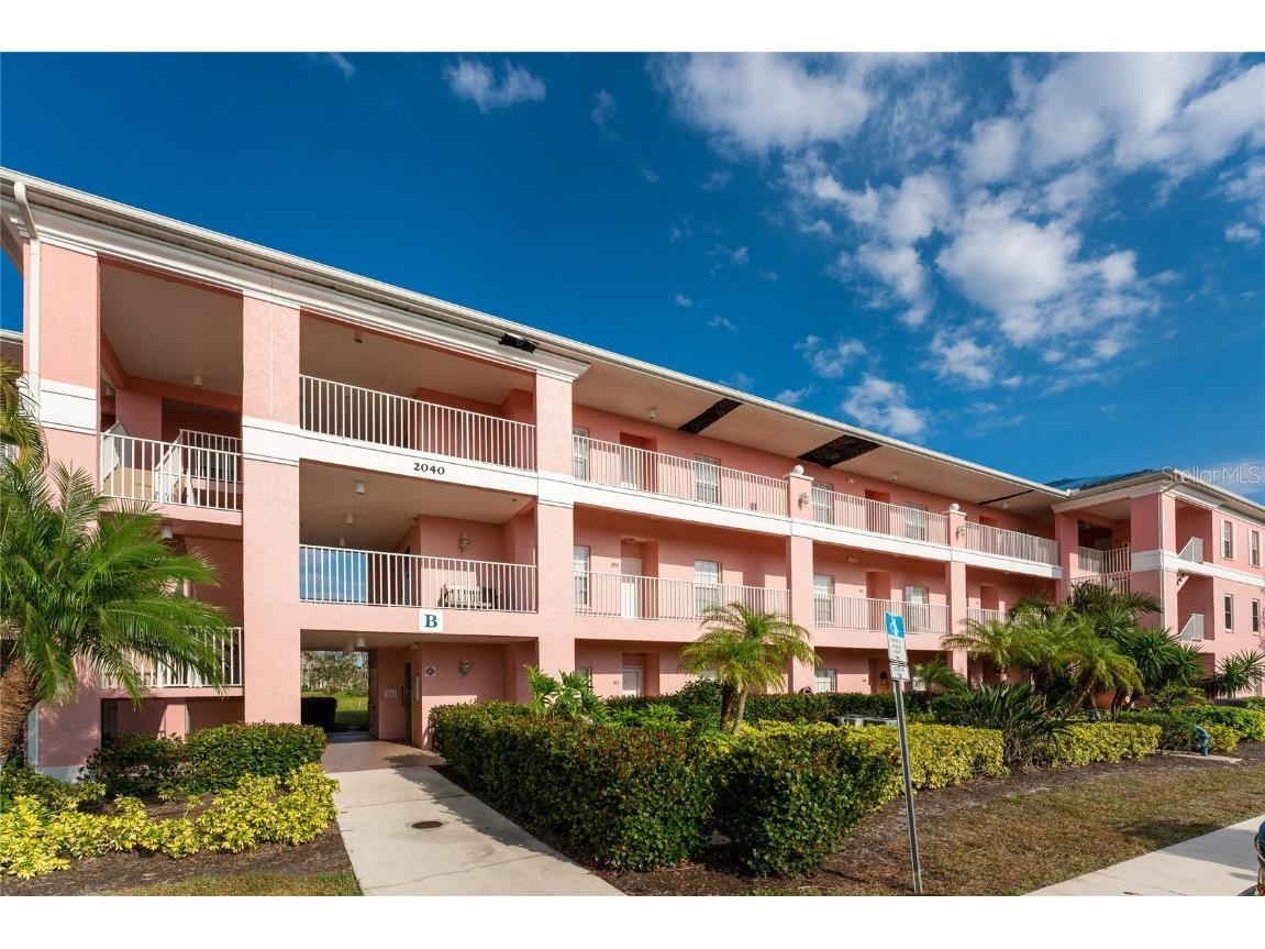 2040 Willow Hammock Circle #207 Punta Gorda FL 33983 D6129414 image1