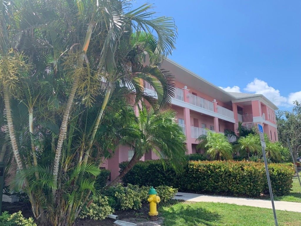 2040 Willow Hammock Circle #207 Punta Gorda FL 33983 D6131049 image1