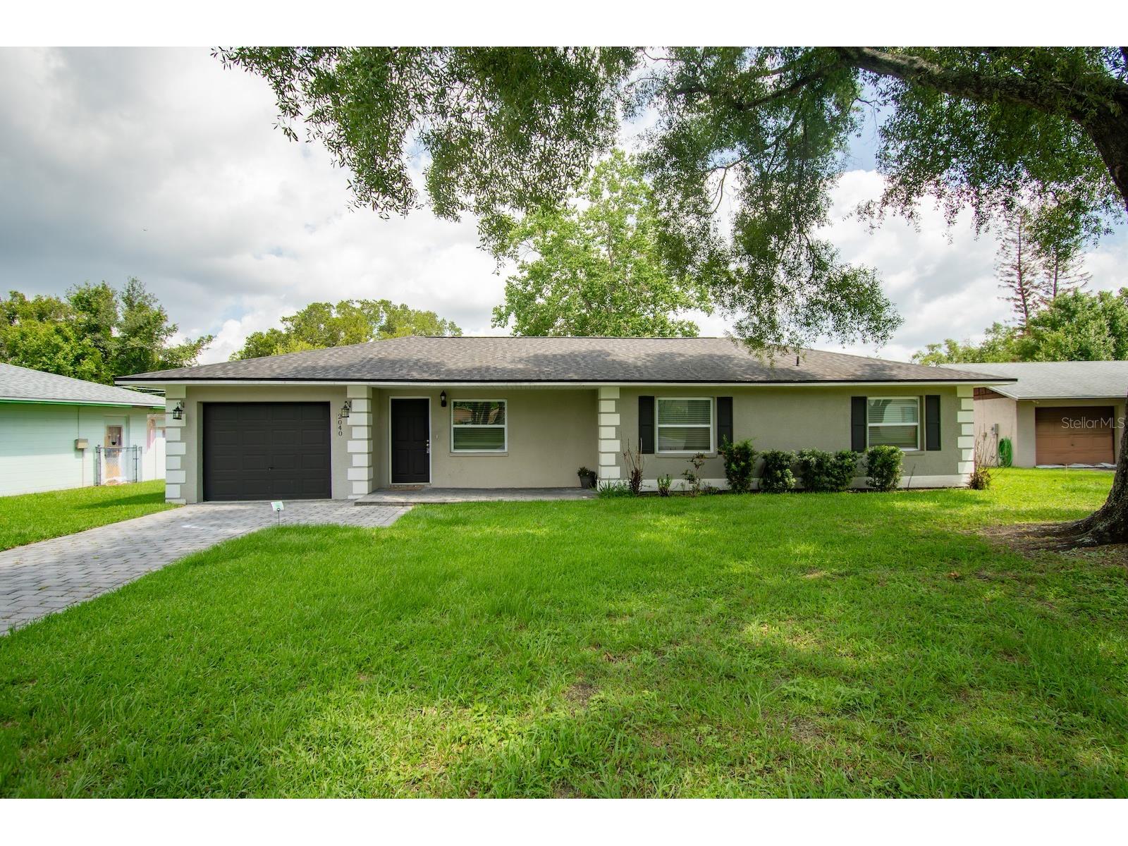 2040 Woodbriar Loop S Lakeland FL 33813 TB8523537 image1