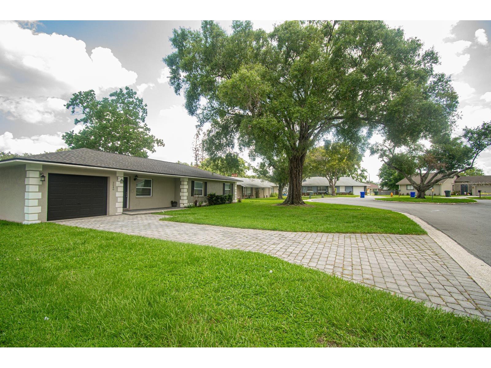 2040 Woodbriar Loop S Lakeland FL 33813 TB8523537 image2