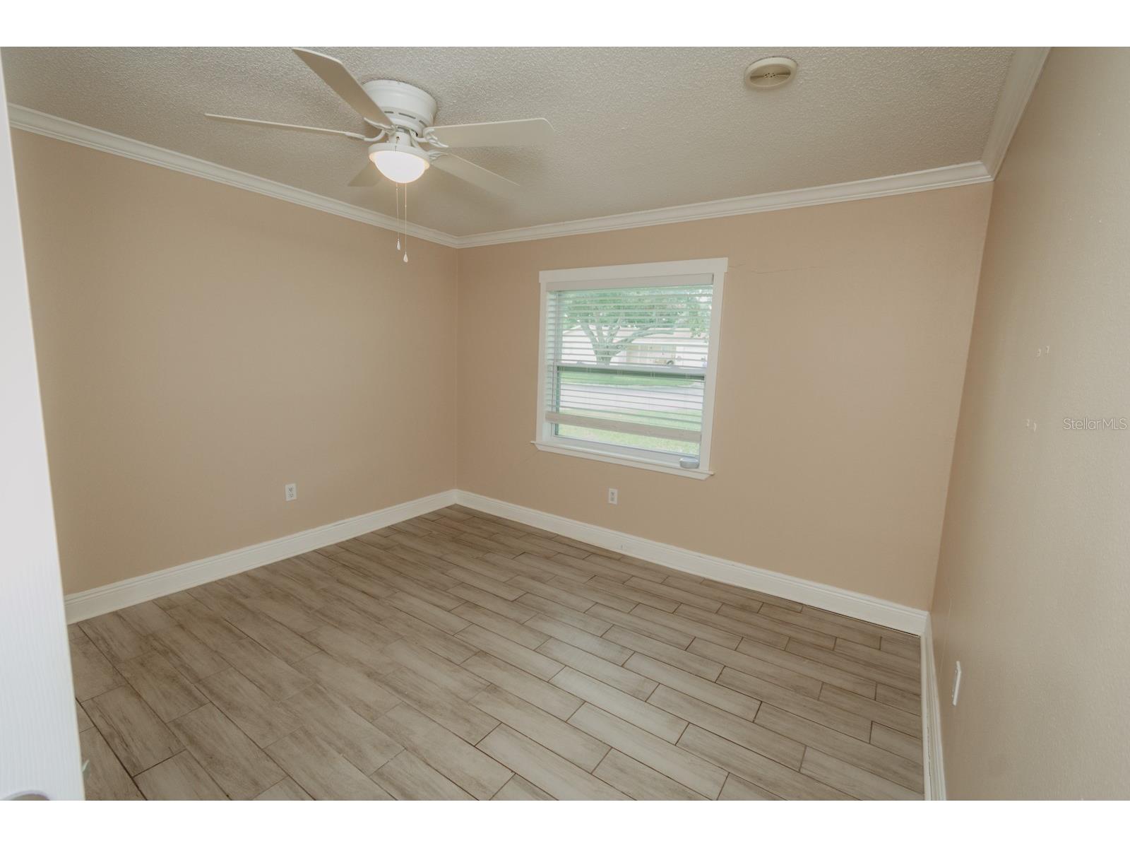2040 Woodbriar Loop S Lakeland FL 33813 TB8523537 image4