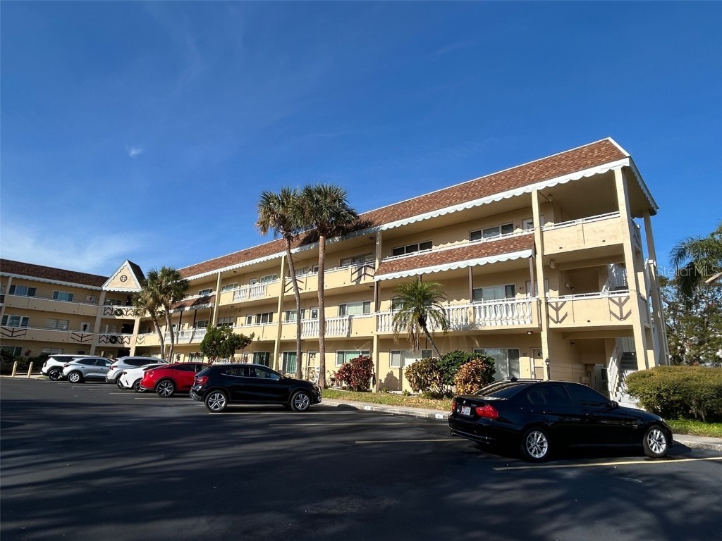 2040 World Parkway Boulevard #54 Clearwater FL 33763 TB8328478 image1