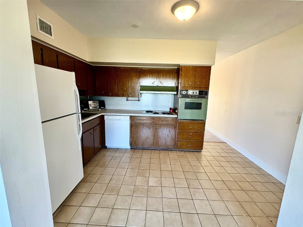 2040 World Parkway Boulevard #58 Clearwater FL 33763 TB8462356 image10