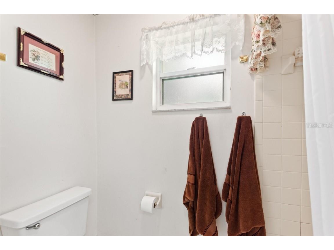 2041 Allamanda Drive Indian Lake Estates FL 33855 - LAKE WALK IN WATER TB8443630 image20