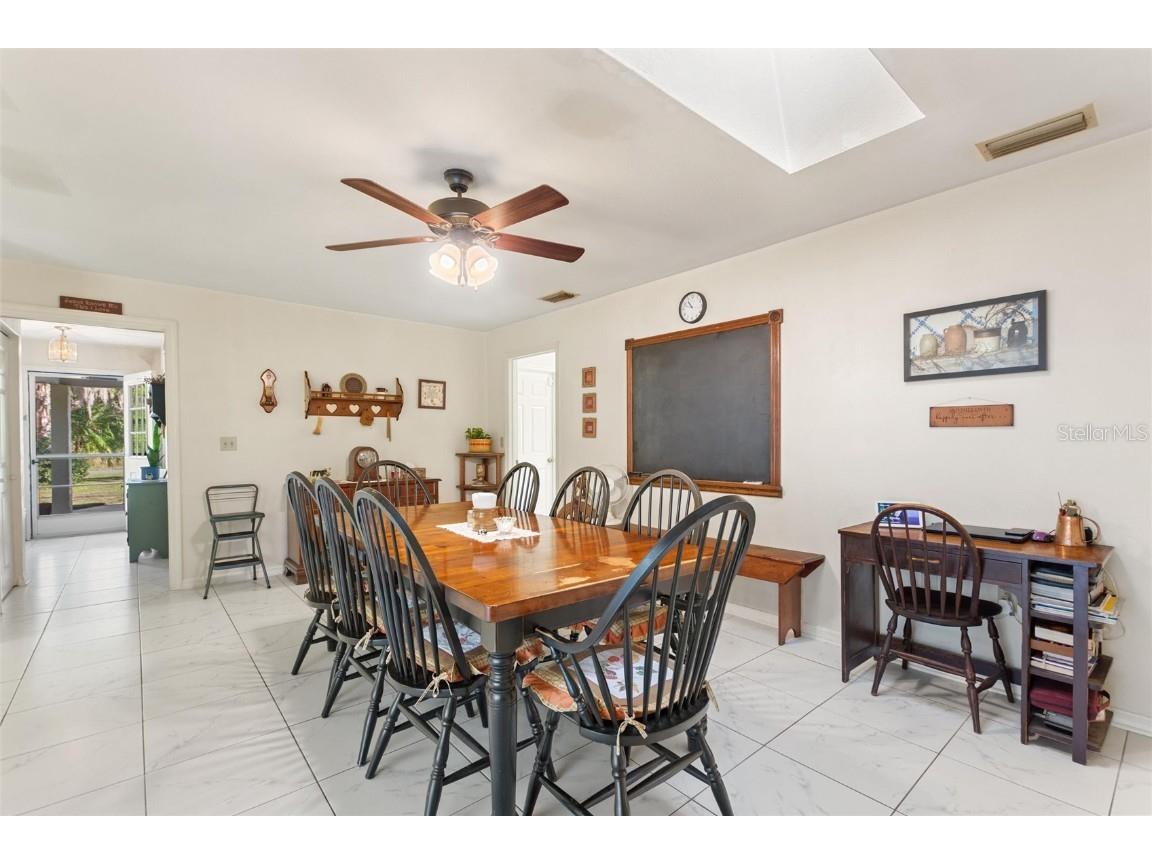 2041 Allamanda Drive Indian Lake Estates FL 33855 - LAKE WALK IN WATER TB8443630 image3