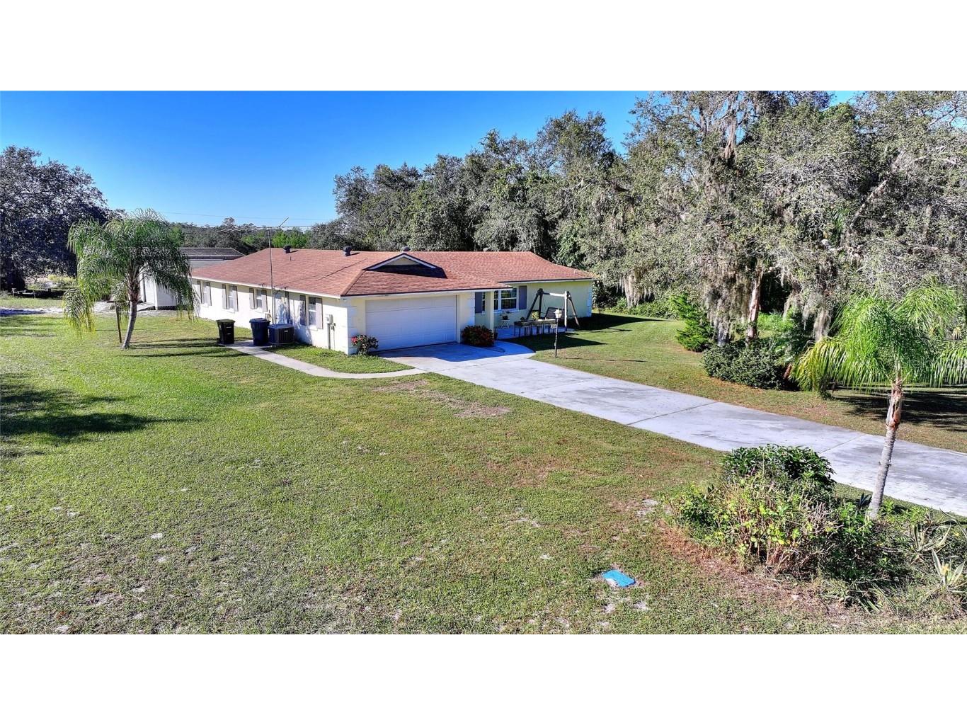 2041 Allamanda Drive Indian Lake Estates FL 33855 - LAKE WALK IN WATER TB8443630 image33
