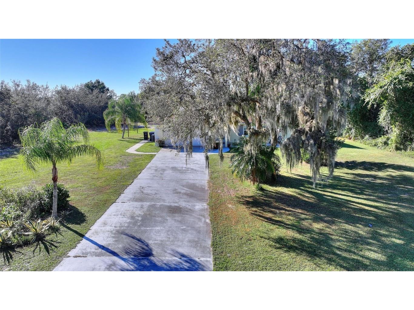 2041 Allamanda Drive Indian Lake Estates FL 33855 - LAKE WALK IN WATER TB8443630 image34