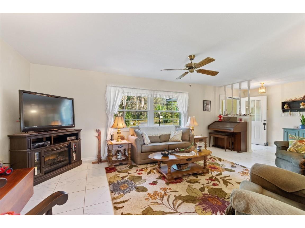 2041 Allamanda Drive Indian Lake Estates FL 33855 - LAKE WALK IN WATER TB8443630 image4