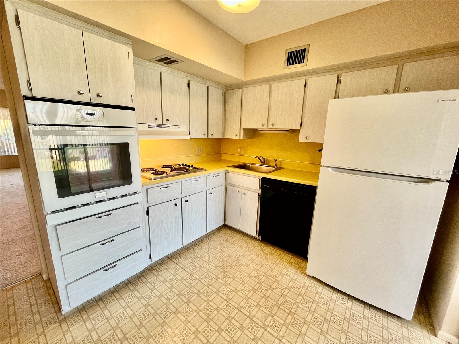 2041 Australia Way W #49 Clearwater FL 33763 TB8484870 image10