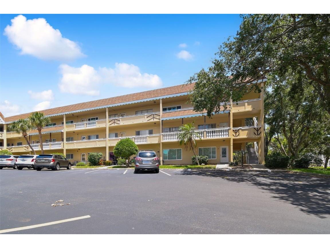 2041 Australia Way W #59 Clearwater FL 33763 U8247173 image1