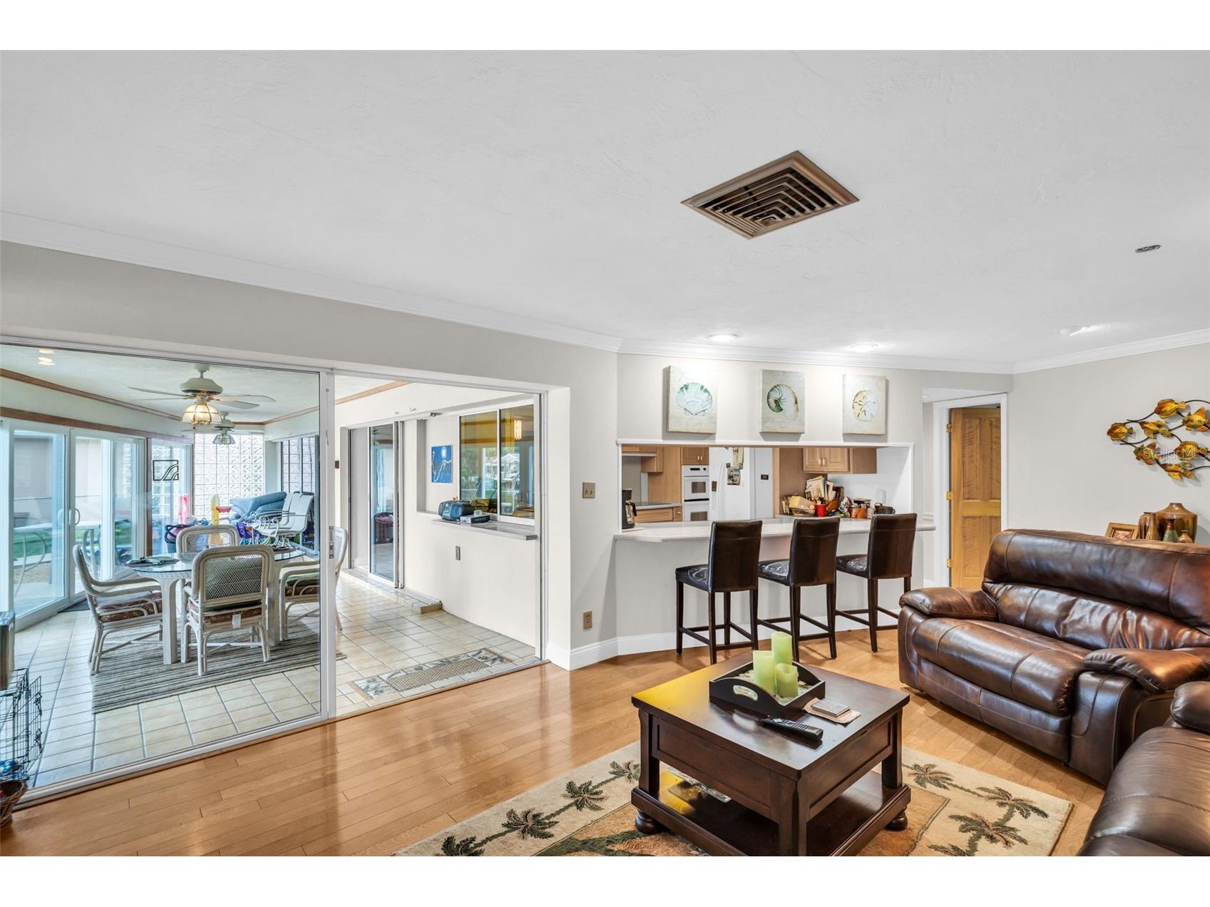 2041 Carolina Avenue NE Saint Petersburg FL 33703 TB8506047 image14