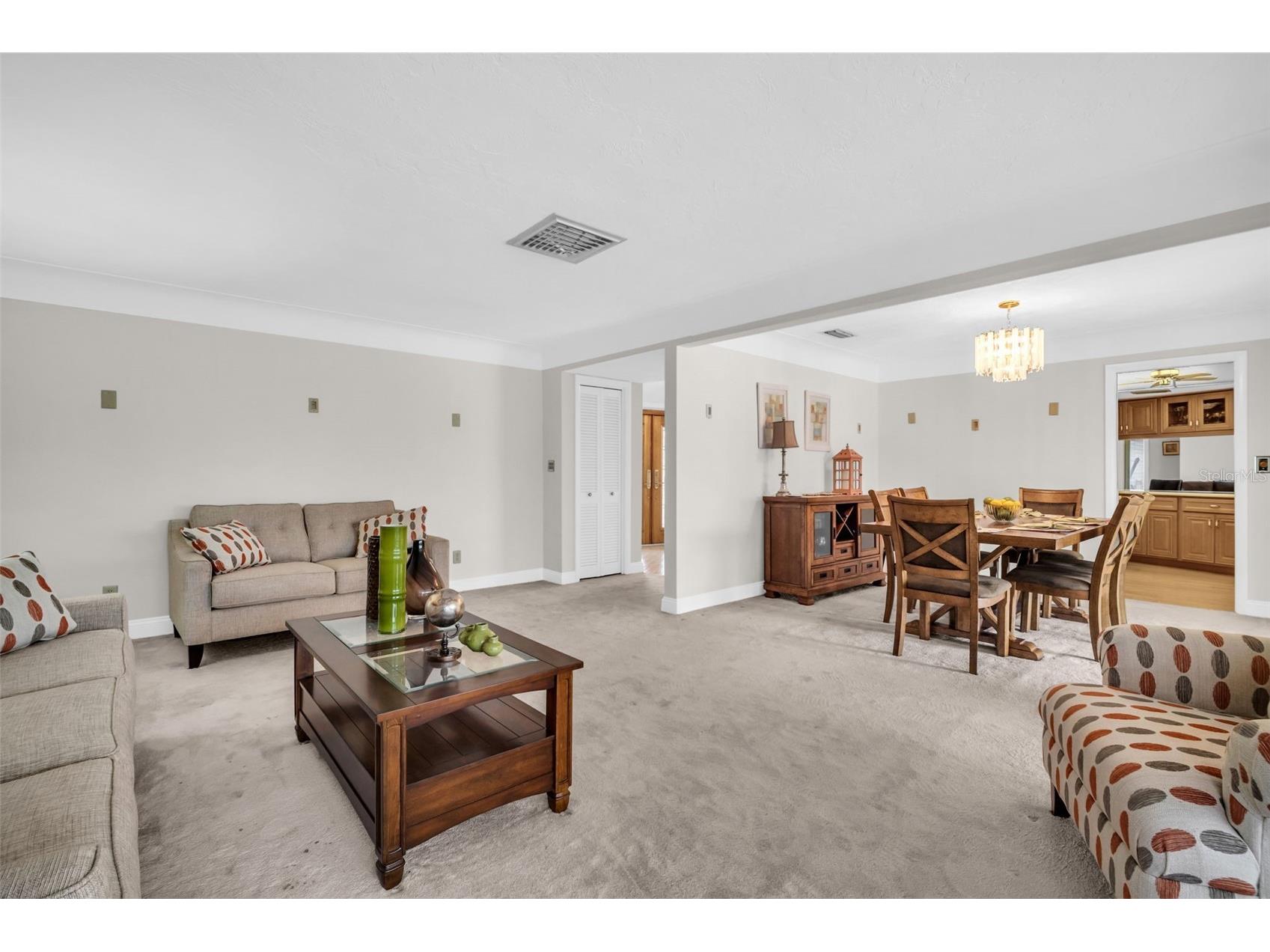 2041 Carolina Avenue NE Saint Petersburg FL 33703 TB8506047 image5