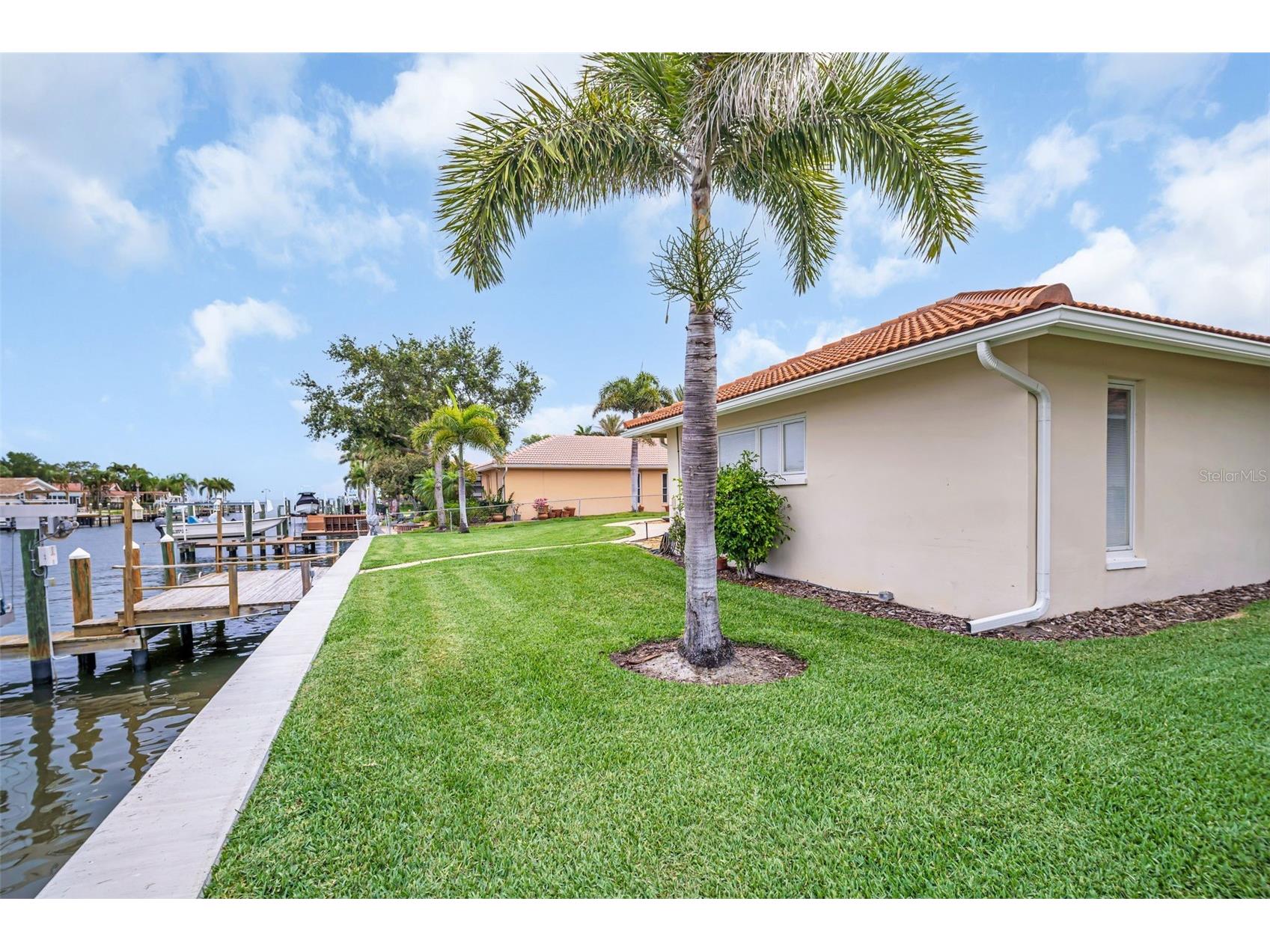 2041 Carolina Avenue NE Saint Petersburg FL 33703 TB8506047 image55