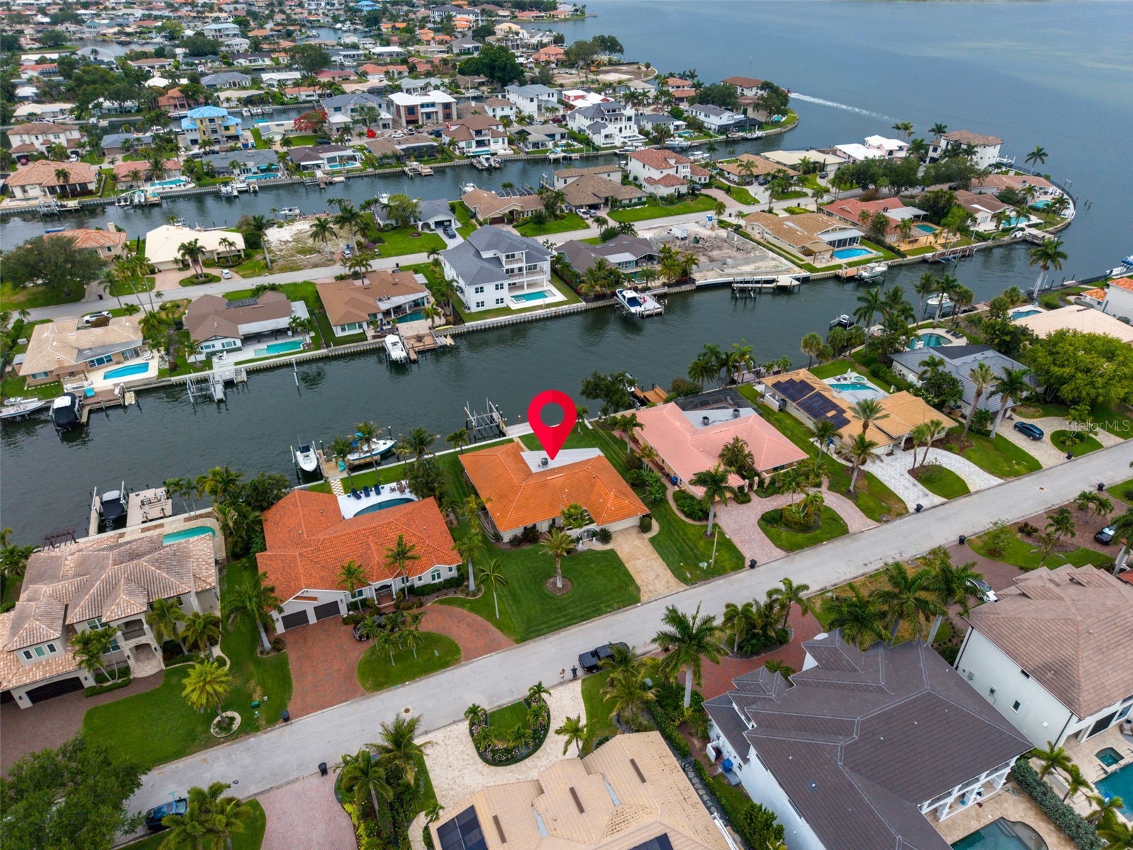 2041 Carolina Avenue NE Saint Petersburg FL 33703 TB8506047 image60