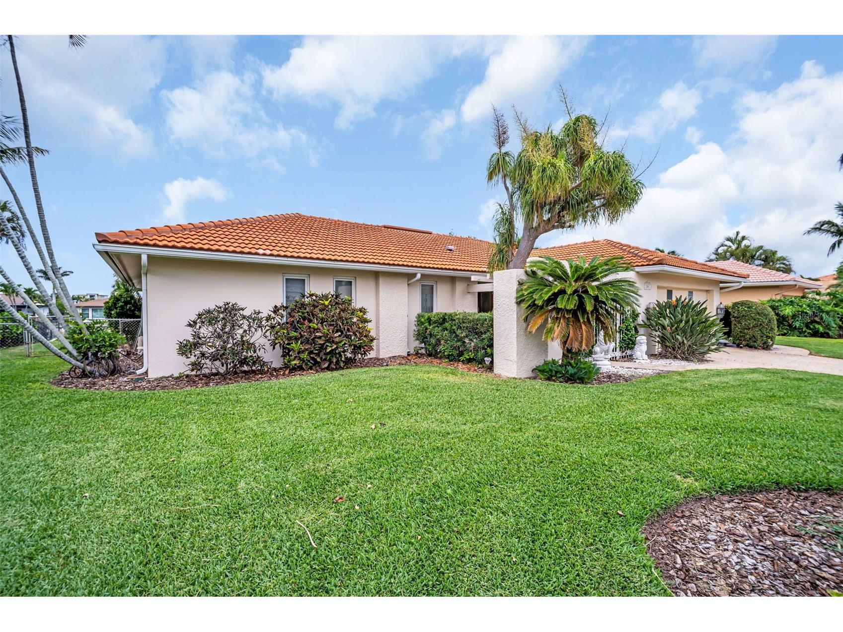2041 Carolina Avenue NE Saint Petersburg FL 33703 TB8506047 image64