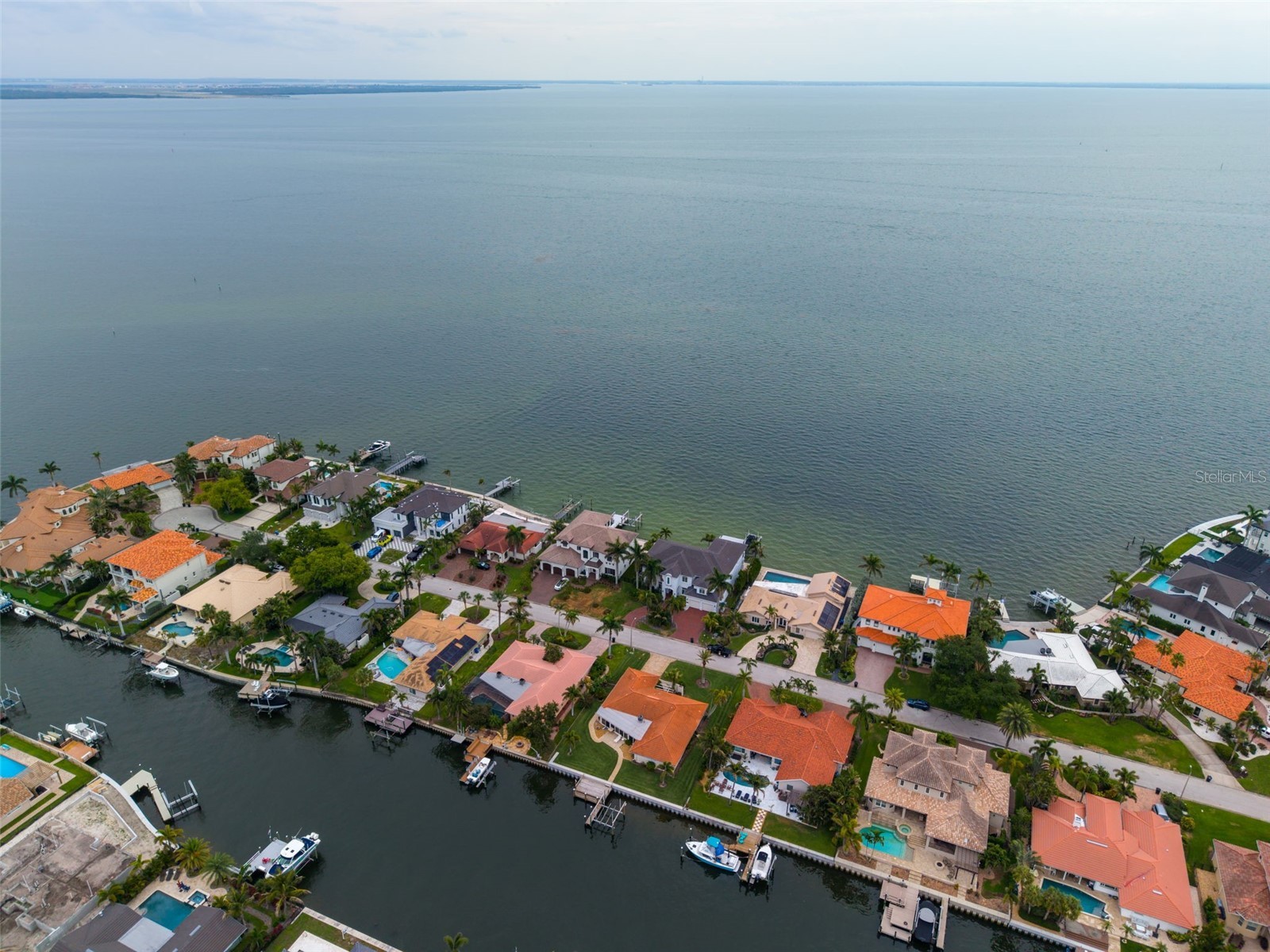 2041 Carolina Avenue NE Saint Petersburg FL 33703 TB8506047 image68