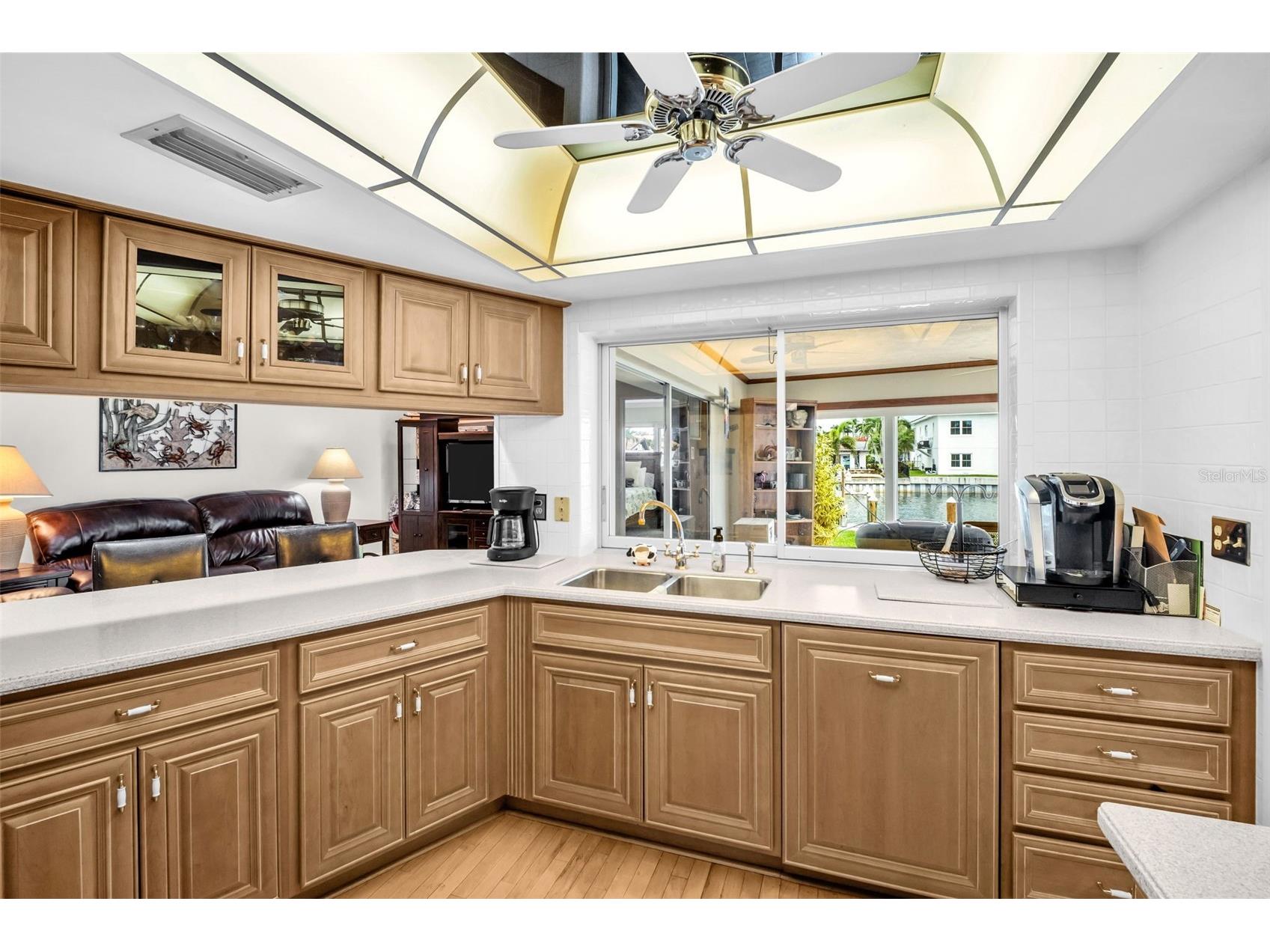2041 Carolina Avenue NE Saint Petersburg FL 33703 TB8506047 image8