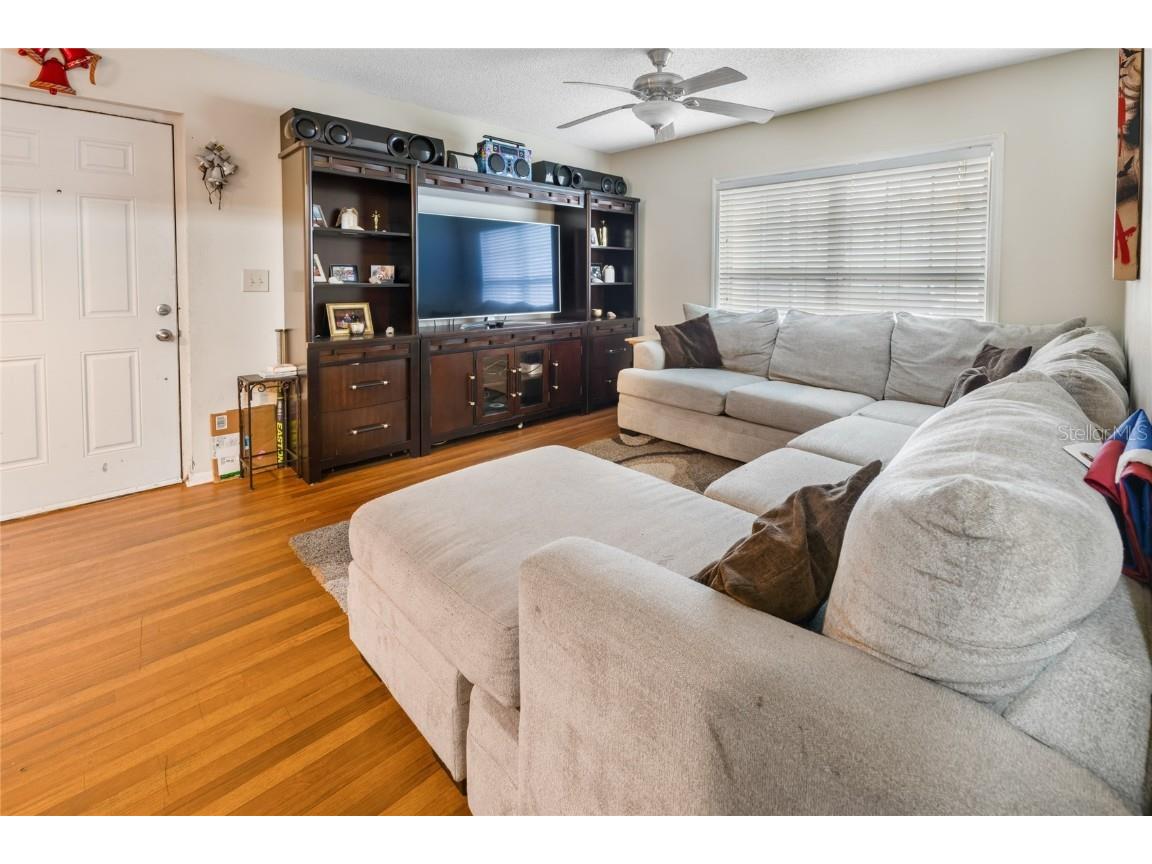 2041 Dixie Belle Drive #2041A Orlando FL 32812 O6343243 image4