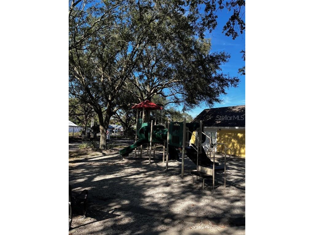 2041 Dixie Belle Drive G, Orlando, FL, 32812 MLS O6220430 Edina