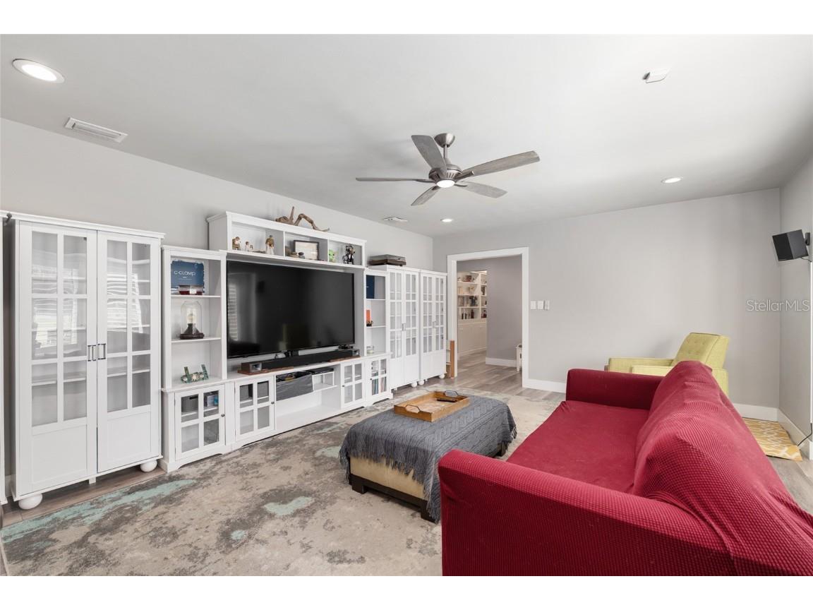 2041 SE 5th Street Ocala FL 34471 OM712773 image17