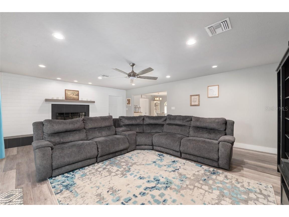 2041 SE 5th Street Ocala FL 34471 OM712773 image25