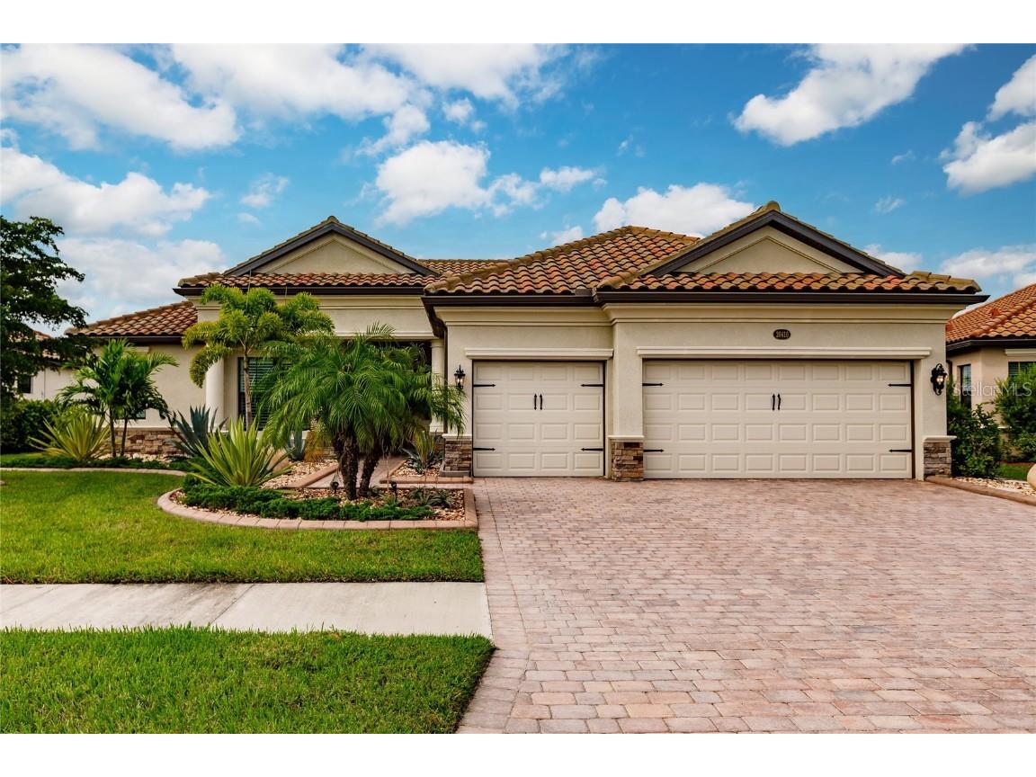 20410 Passagio Drive Venice FL 34293 C7482063 image1