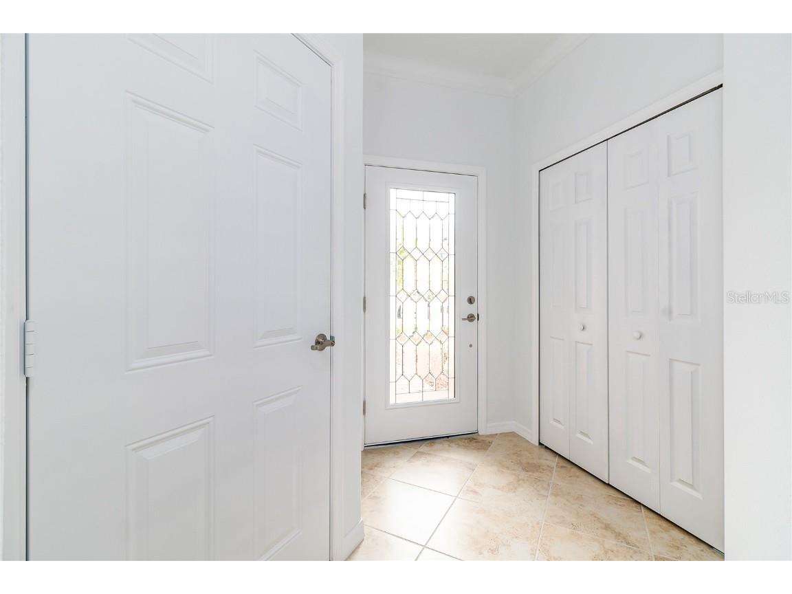 20414 Lagente Circle Venice FL 34293 C7498477 image4