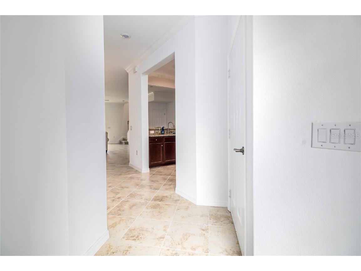 20414 Lagente Circle Venice FL 34293 C7498477 image5