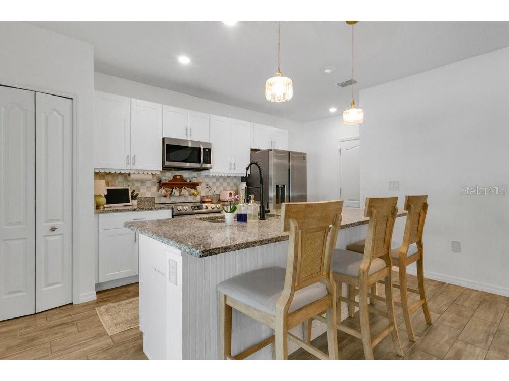2042 1st Avenue Deland FL 32724 V4948848 image7