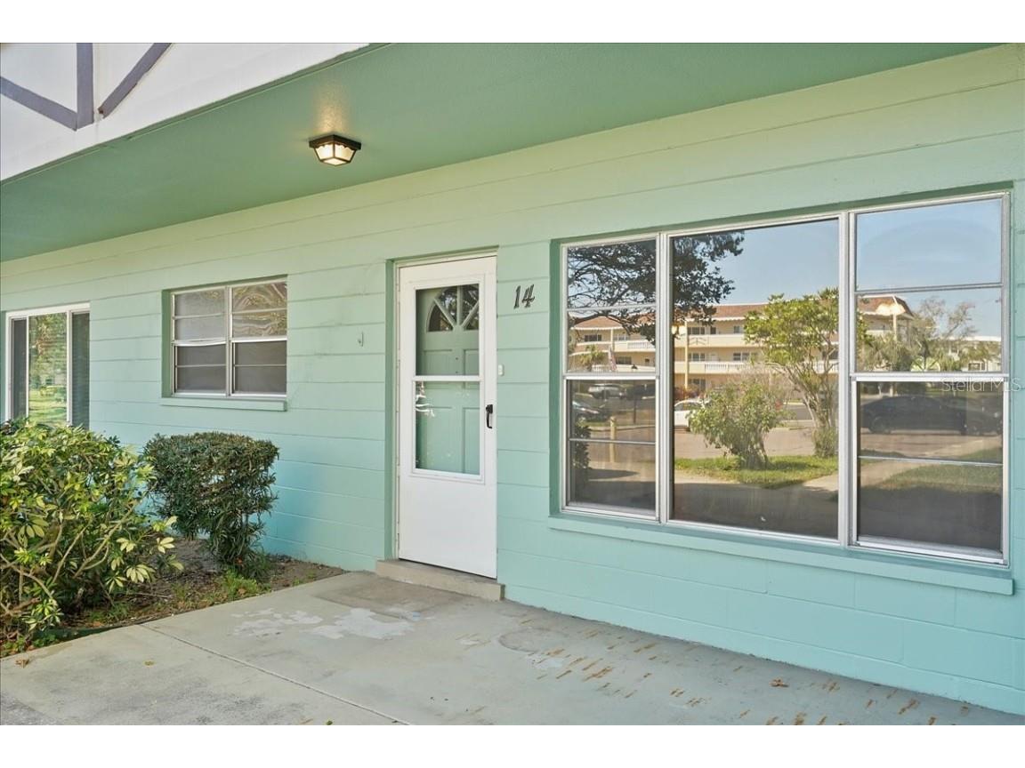 2042 Australia Way W #14 Clearwater FL 33763 W7872248 image1