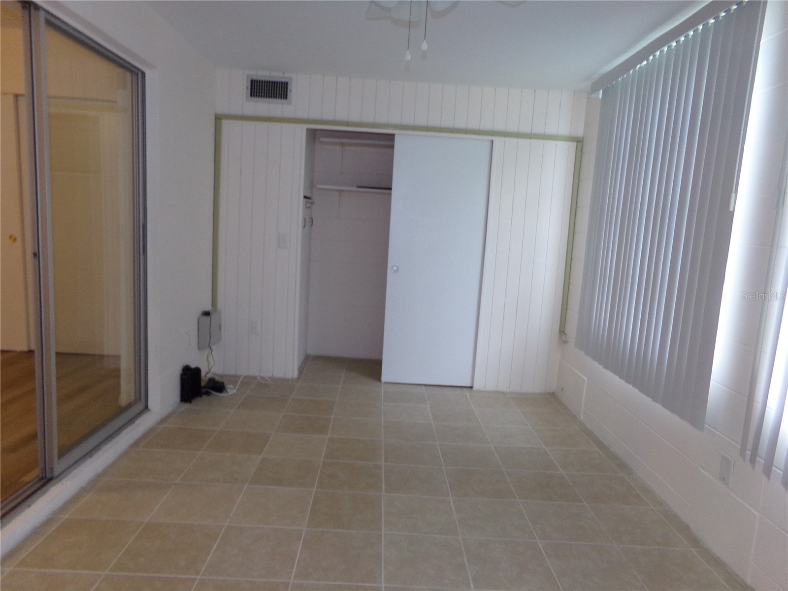 2042 Australia Way W #18 Clearwater FL 33763 TB8503716 image12