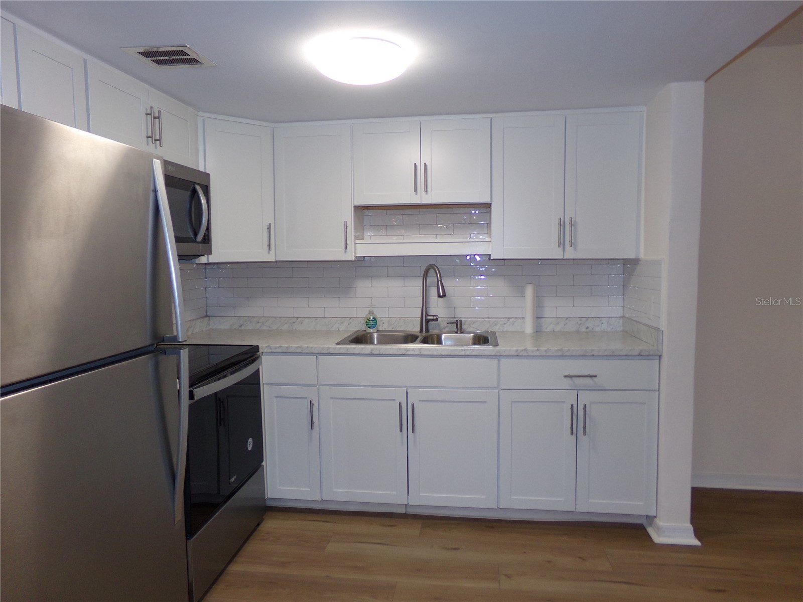 2042 Australia Way W #18 Clearwater FL 33763 TB8503716 image4