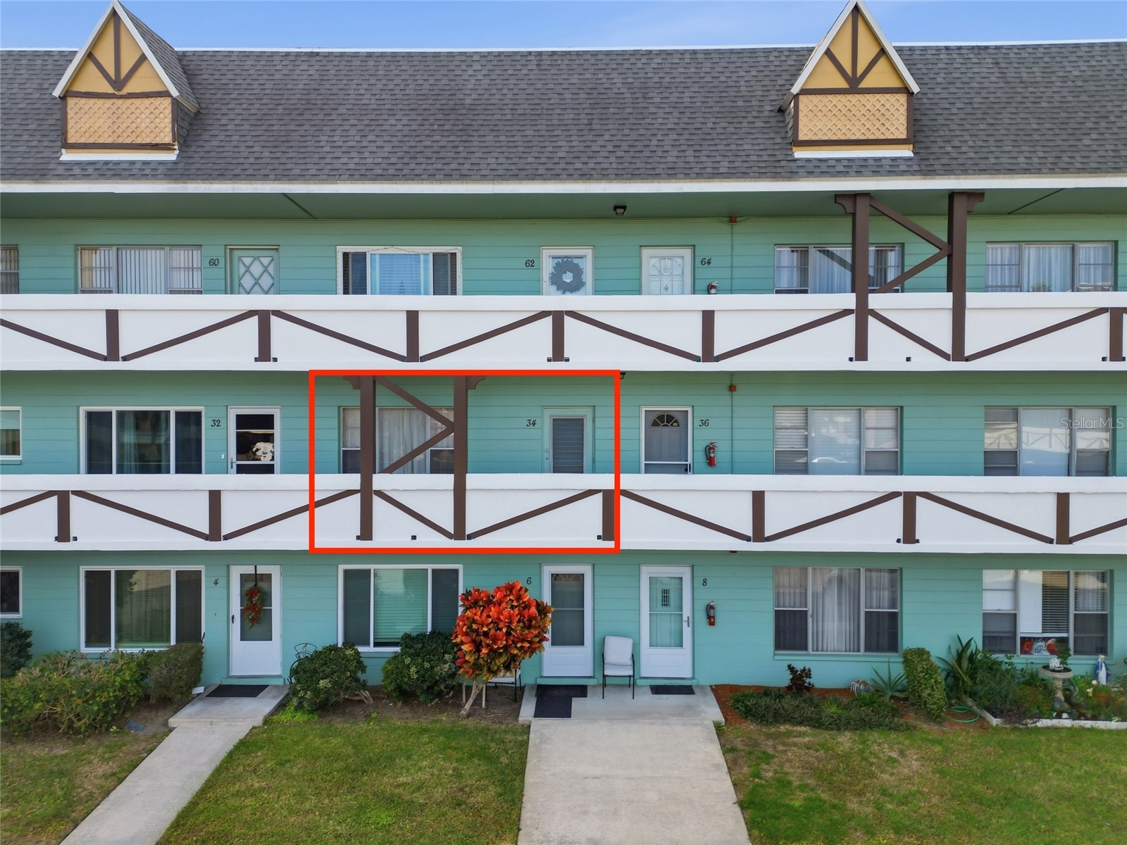 2042 Australia Way W #34 Clearwater FL 33763 TB8457736 image1