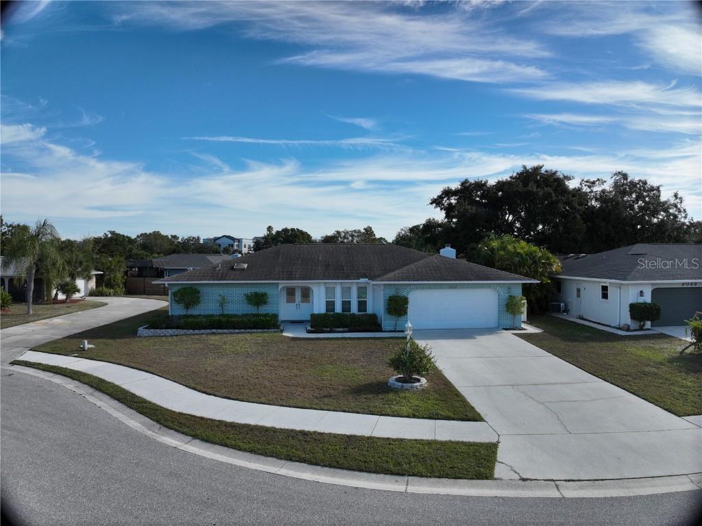 2042 Country Meadows Place Sarasota FL 34235 A4673225 image1
