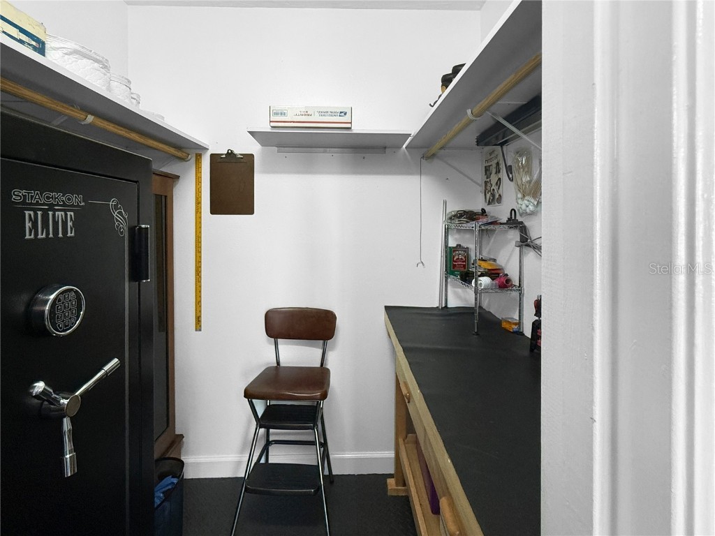 2042 Country Meadows Place Sarasota FL 34235 A4673225 image20